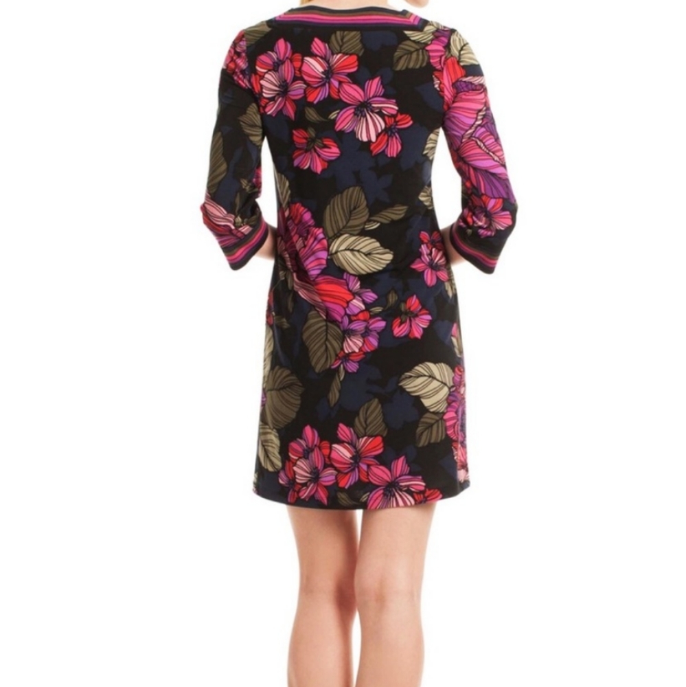 Trina Turk Kaylan Floral Jersey Shift Dress - Picture 4 of 8